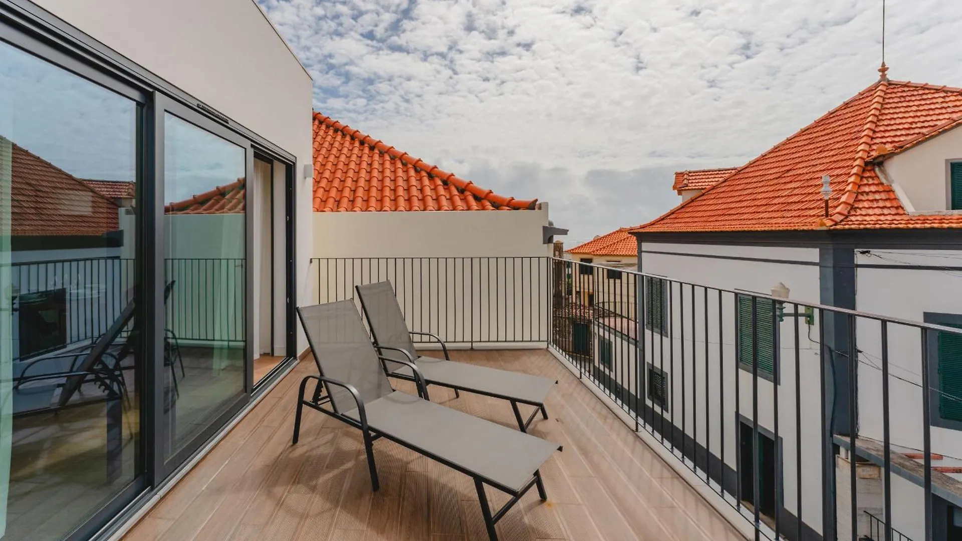 Flh Funchal A Quinta Do Condeアパートメント フンシャル